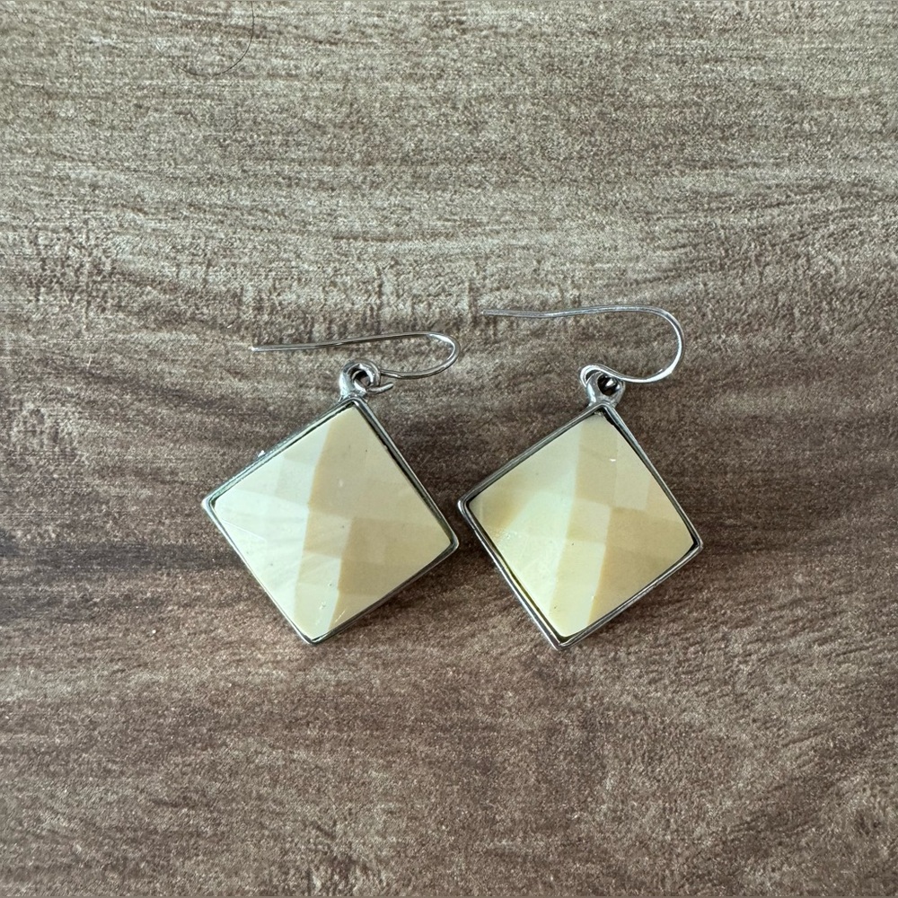 Cream Diamond Cut Glass Fashion Rhombus Shaped Dangle Drop Earrings Vintage